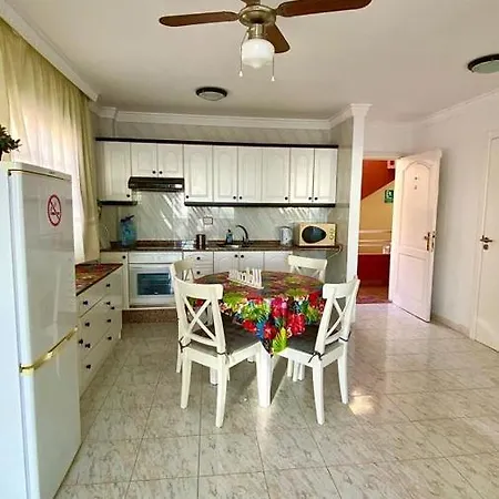 Penthouse Los Gigantes Apartment *